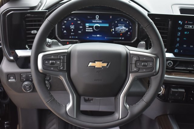 New 2026 Chevrolet Silverado 1500 LT w/ Z71 Off-Road Package image 19