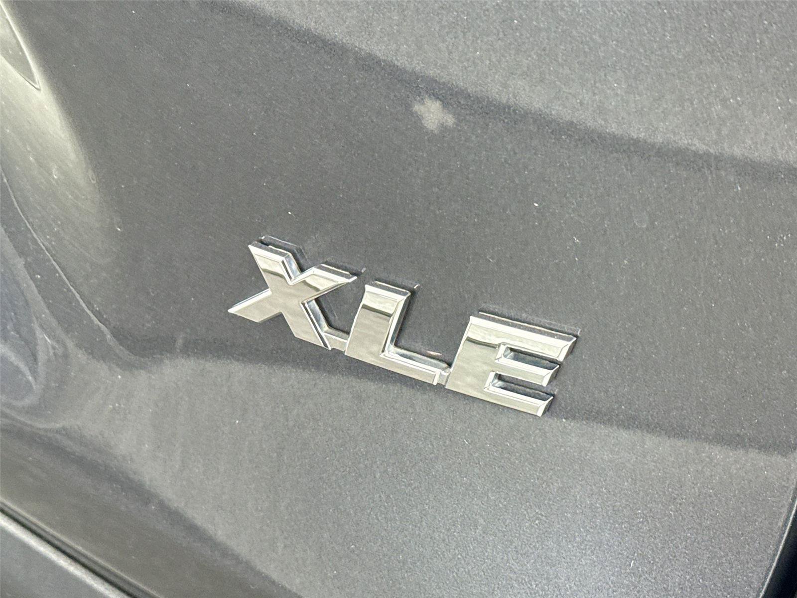 Used 2024 Toyota RAV4 XLE Premium FWD image 14