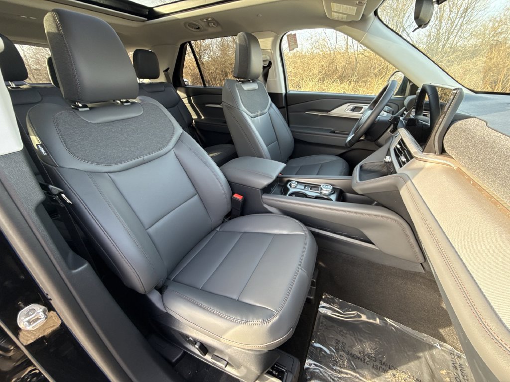New 2026 Ford Explorer Active w/ Active Comfort Package AWD/4WD image 27
