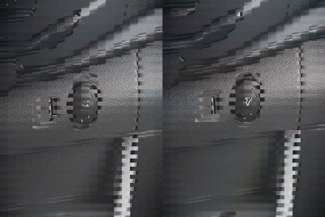 New 2026 Ford Transit 250 148 Medium Roof Extended AWD image 17