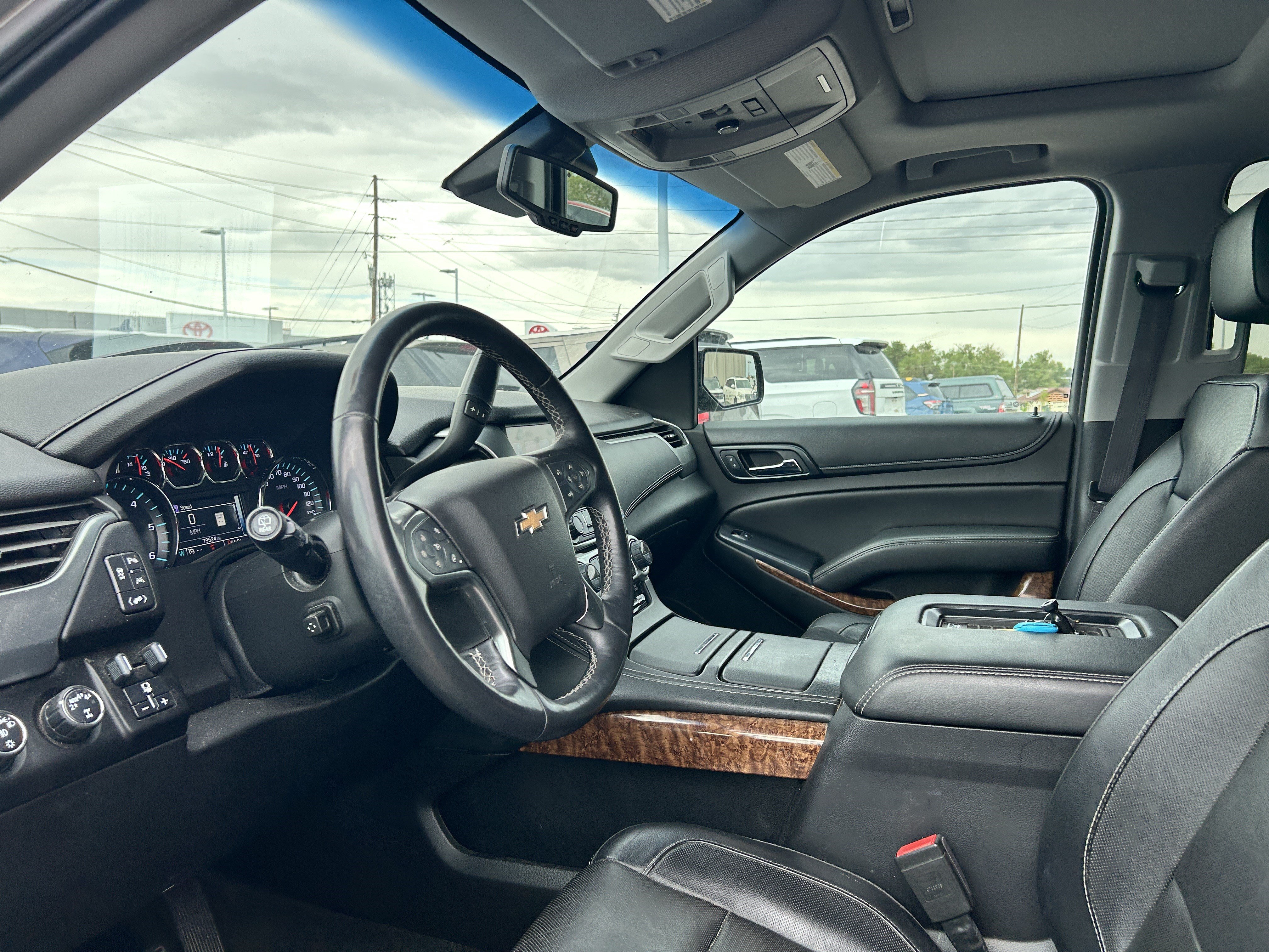 Used 2017 Chevrolet Tahoe Premier AWD/4WD image 9