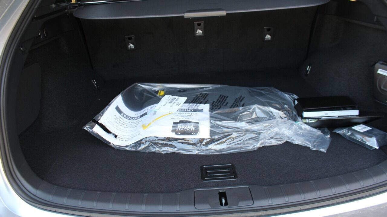 Used 2024 Lexus RX 350 FWD w/ Technology Package image 31