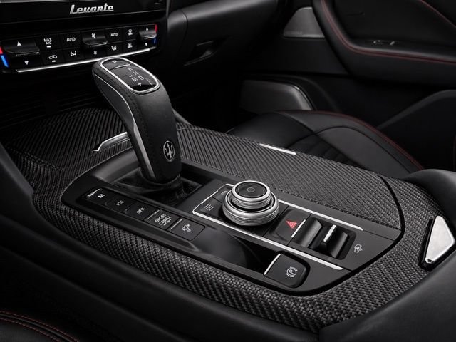 Used 2019 Maserati Levante Trofeo AWD/4WD image 21