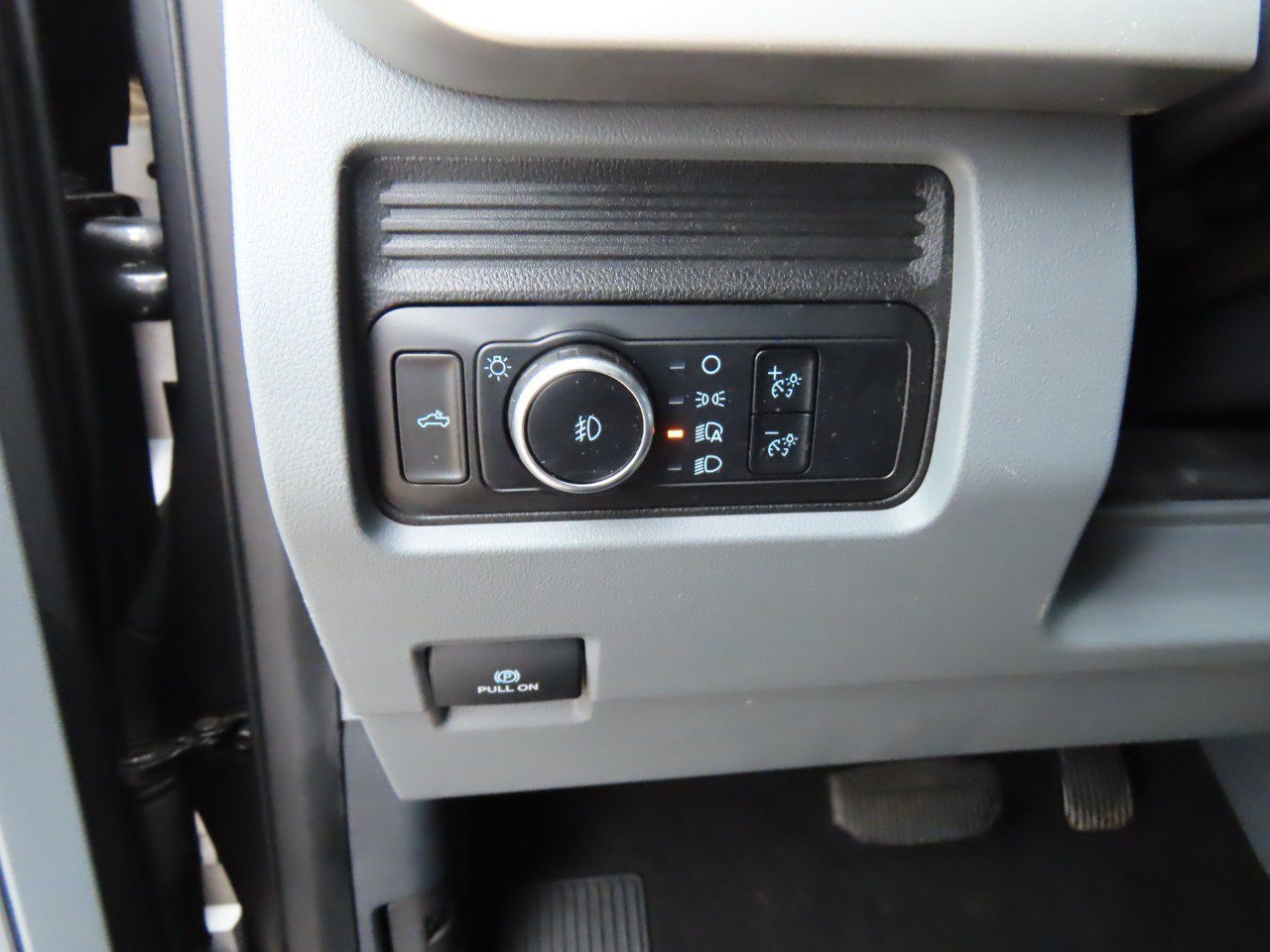 Used 2023 Ford F250 XLT image 27