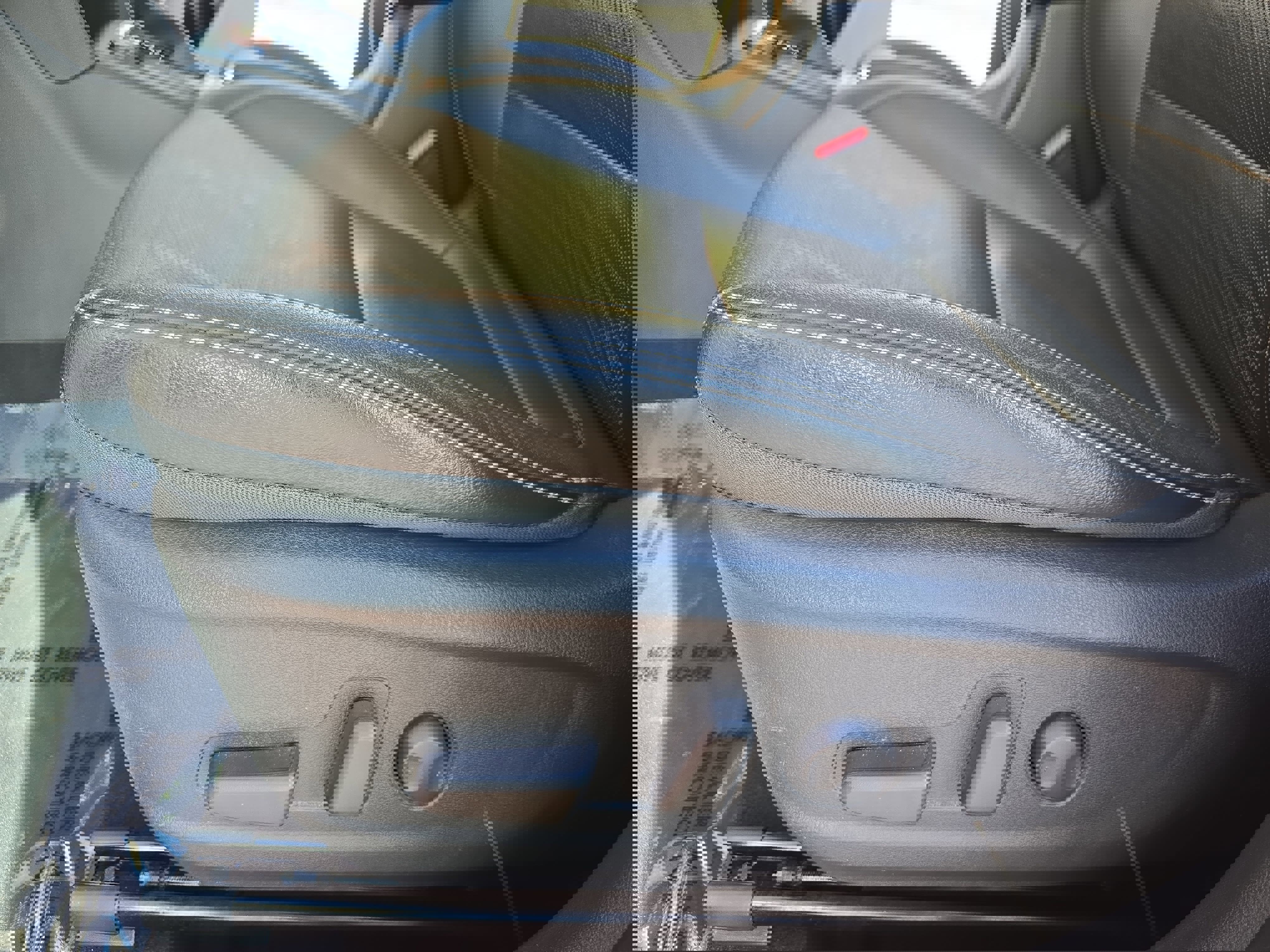 Used 2019 Hyundai Kona Limited image 30