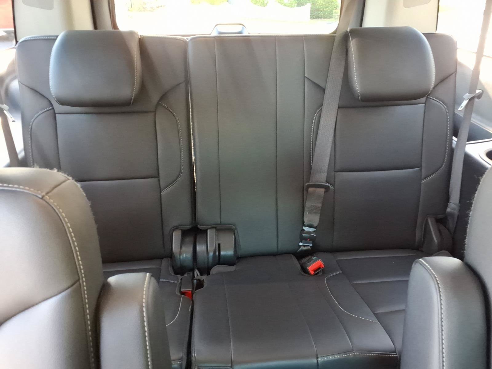 Used 2019 Chevrolet Suburban LT RWD image 14