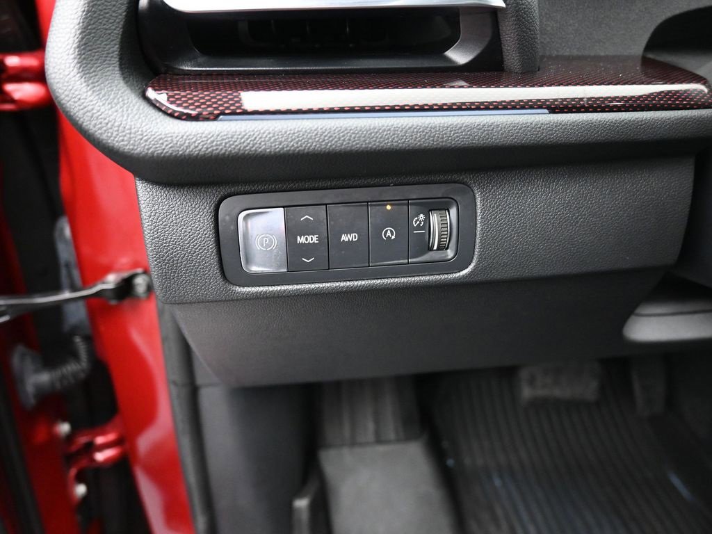 Used 2024 Chevrolet Traverse Z71 w/ LPO, Floor Liner Package image 8