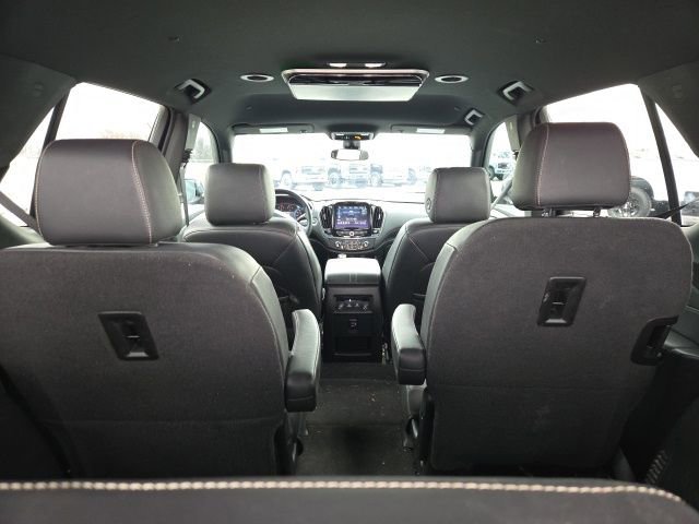 Used 2023 Chevrolet Traverse LT FWD image 13