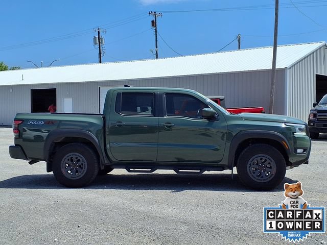 Used 2025 Nissan Frontier PRO-4X AWD/4WD image 2