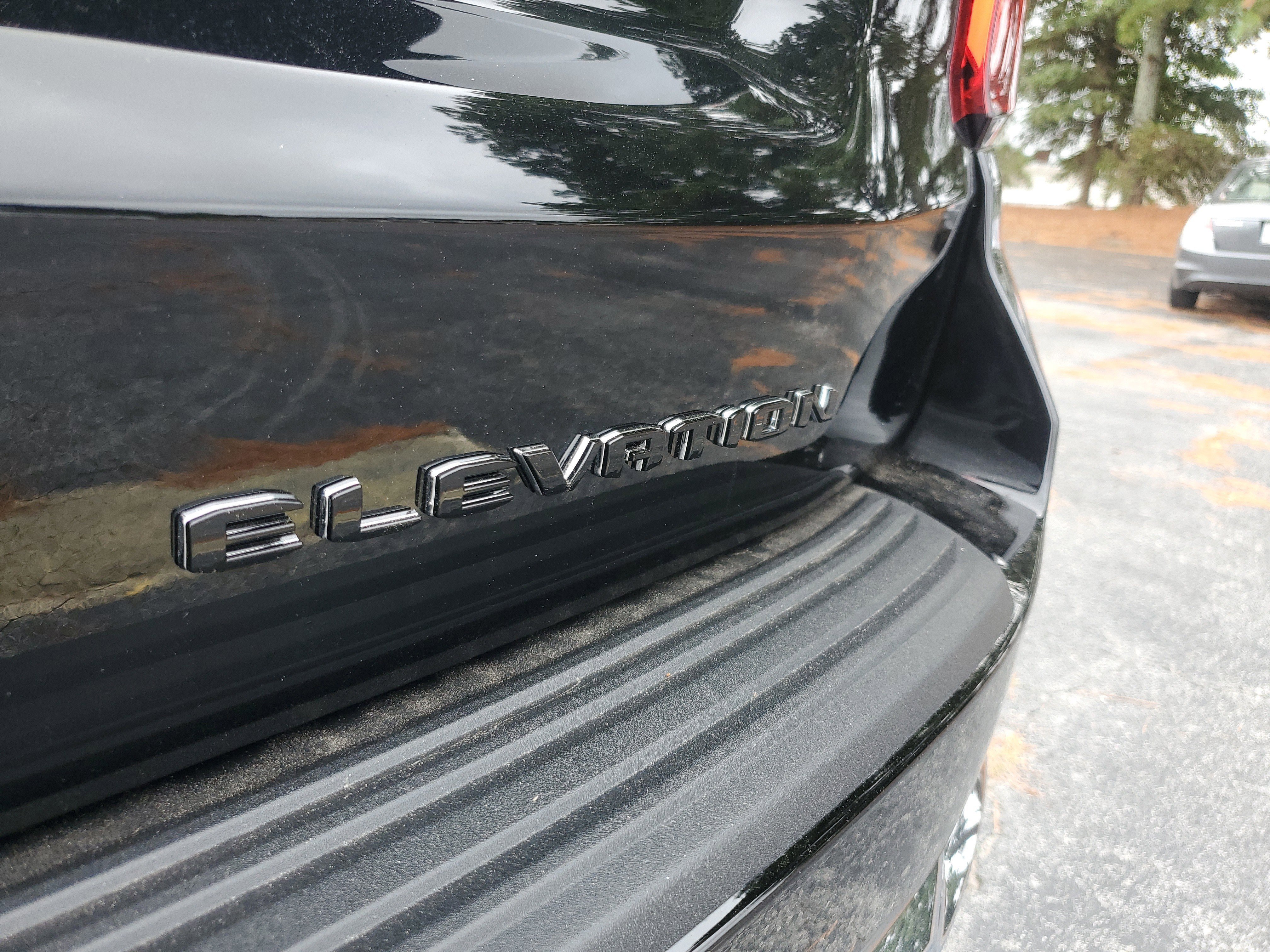 New 2026 GMC Yukon XL Elevation image 6