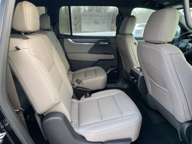 New 2026 GMC Acadia Elevation w/ Black Edition FWD image 30