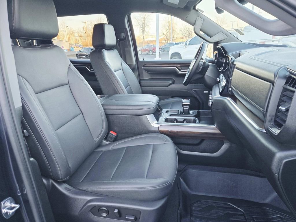 Used 2023 GMC Sierra 1500 SLT w/ SLT Premium Plus Package image 14