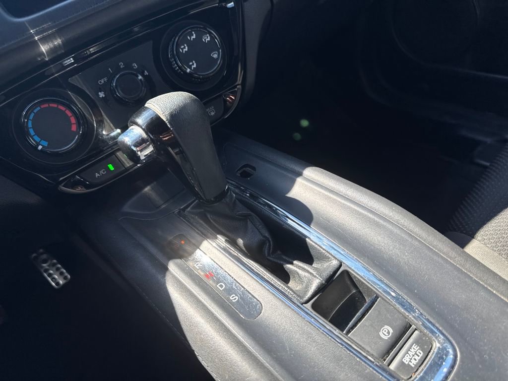 Used 2021 Honda HR-V Sport image 20