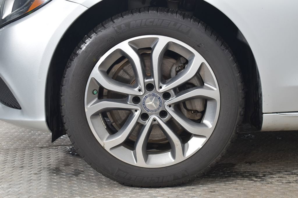 Used 2016 Mercedes-Benz C 300 4MATIC Sedan image 18