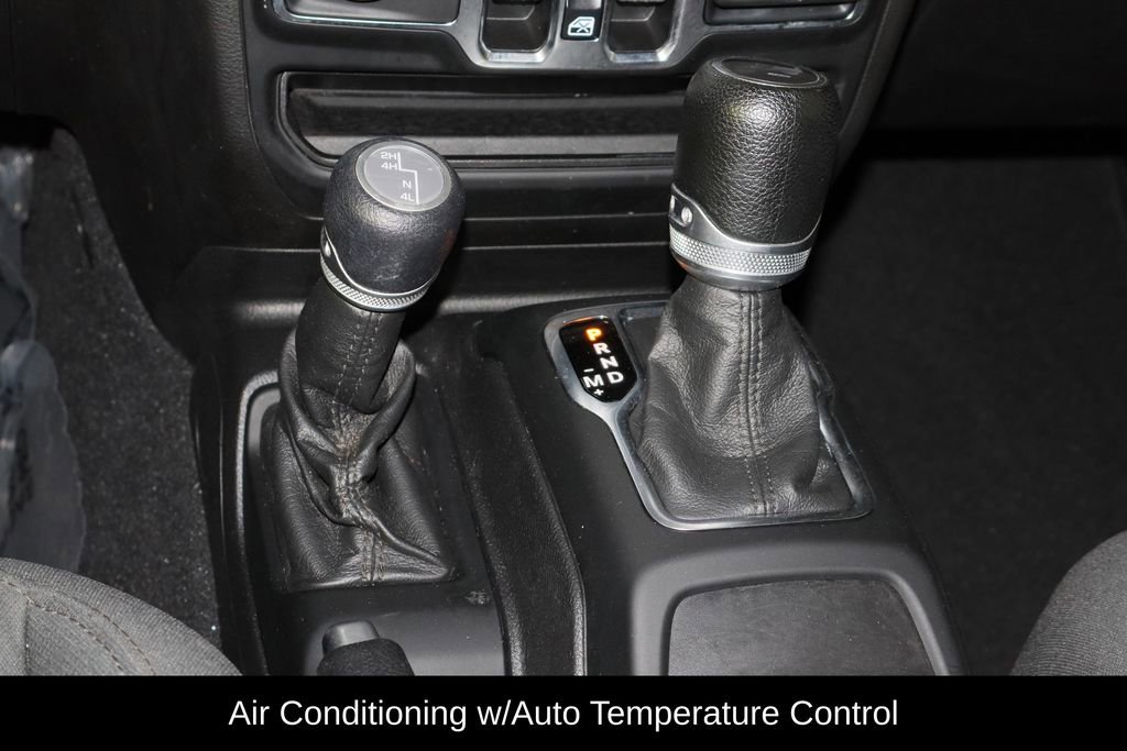 Used 2021 Jeep Wrangler Unlimited Sport image 13