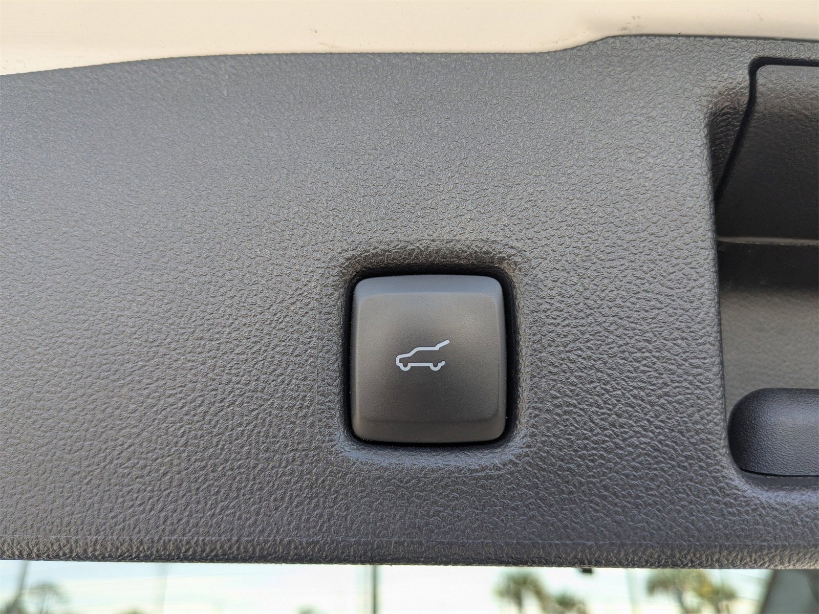 Used 2022 Ford Escape SEL w/ Technology Package image 14