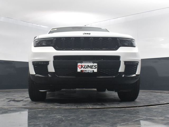New 2025 Jeep Grand Cherokee L Limited w/ Black Appearance Package image 31
