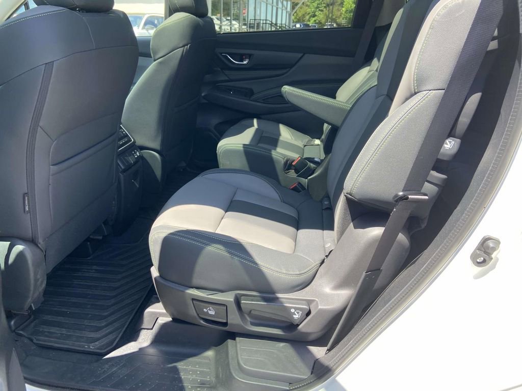 Certified 2025 Subaru Ascent Onyx Edition w/ Popular Package #2 AWD/4WD image 8