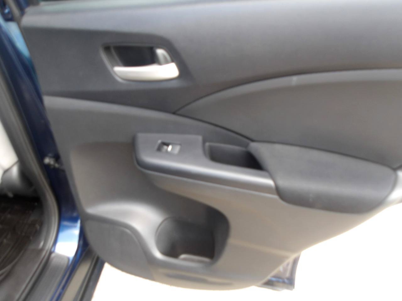 Used 2016 Honda CR-V SE image 7