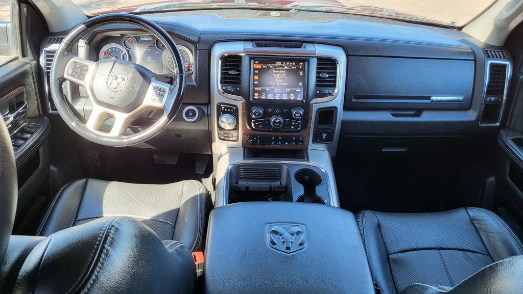 Used 2017 RAM 1500 Laramie w/ Convenience Group image 25