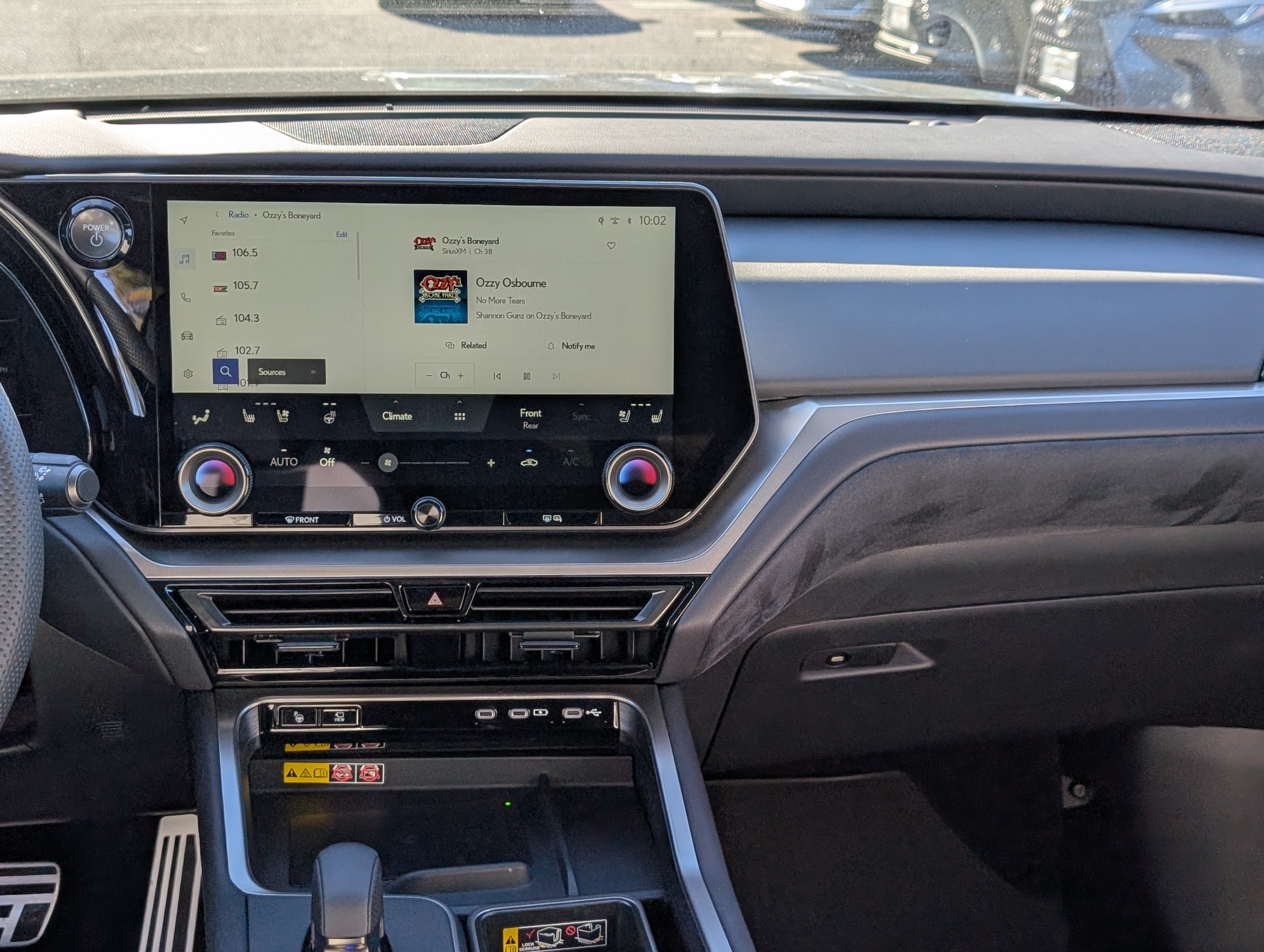 New 2026 Lexus TX 500h AWD w/ Technology Package image 17