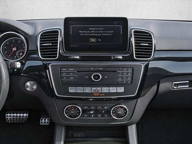 Used 2019 Mercedes-Benz GLE 400 4MATIC image 20
