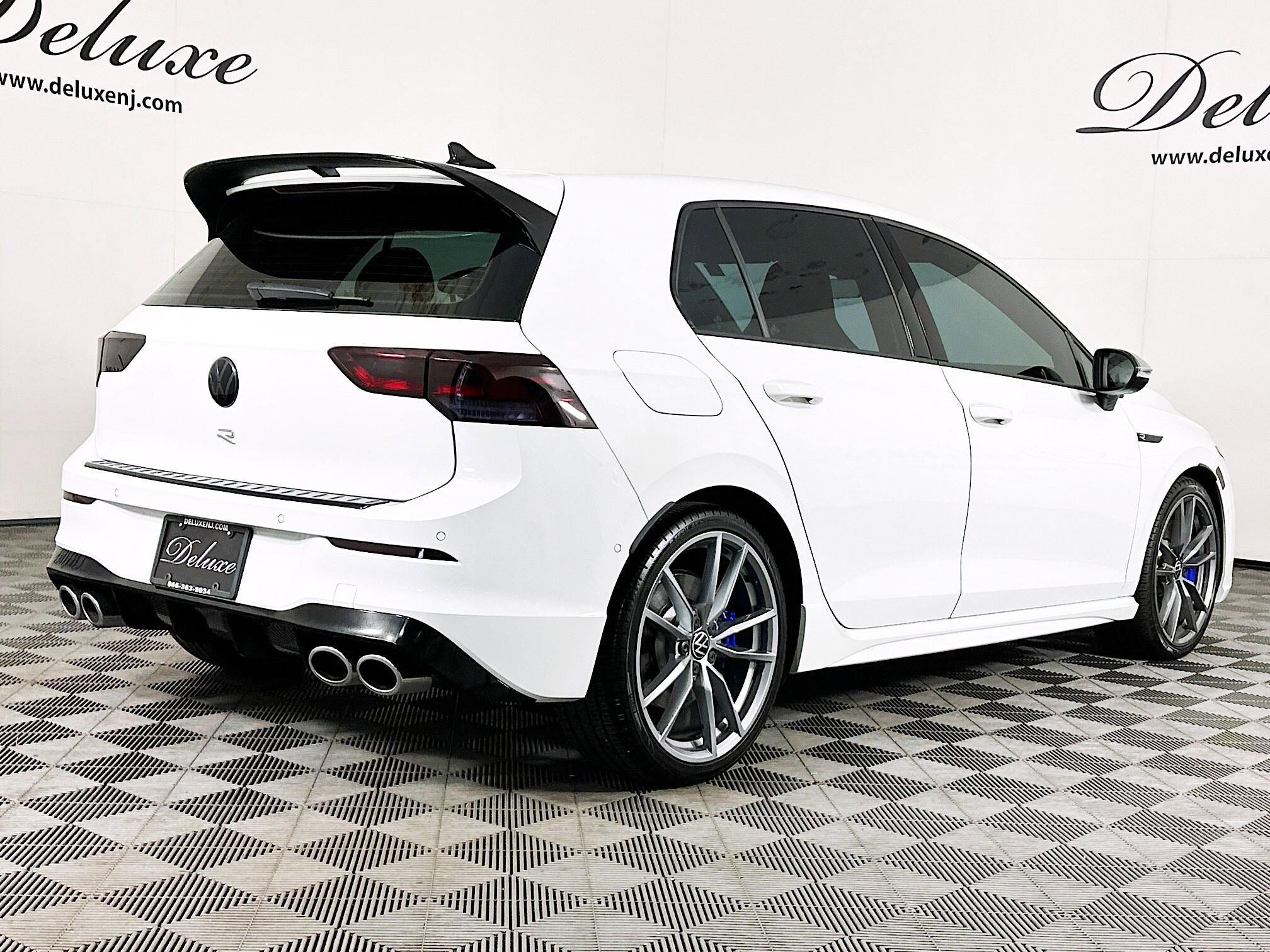 Used 2024 Volkswagen Golf R AWD/4WD image 6