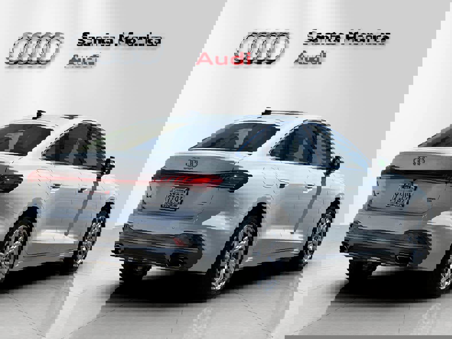 Used 2025 Audi A5 2.0T Premium w/ Convenience Package image 2