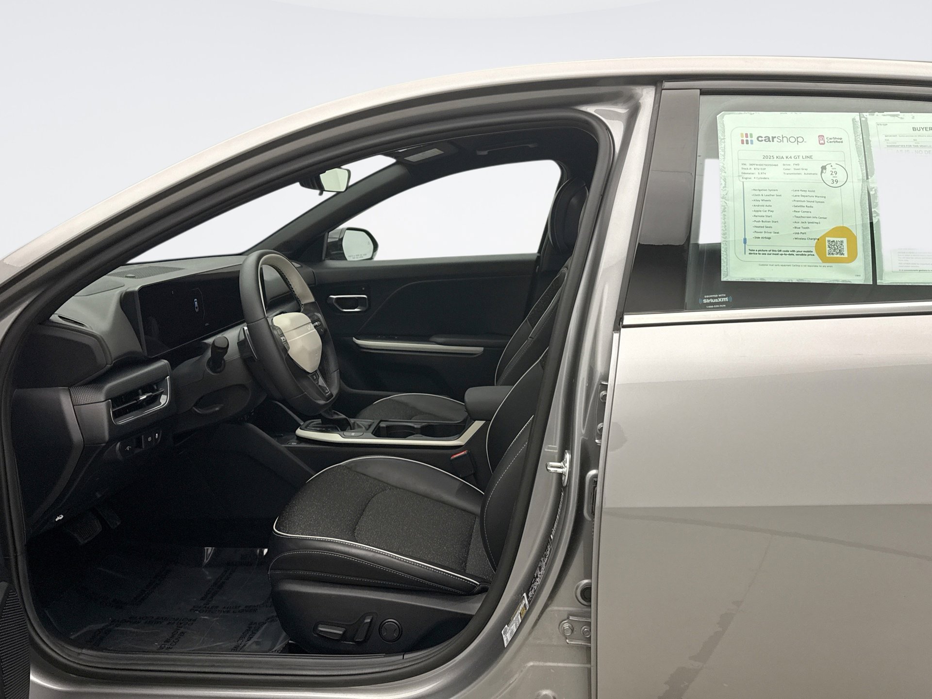 Used 2025 Kia K4 GT-Line image 11