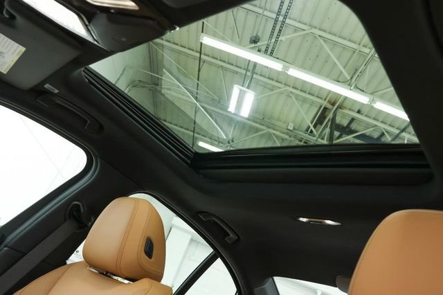 Certified 2025 BMW 330i xDrive Sedan w/ Premium Package image 14