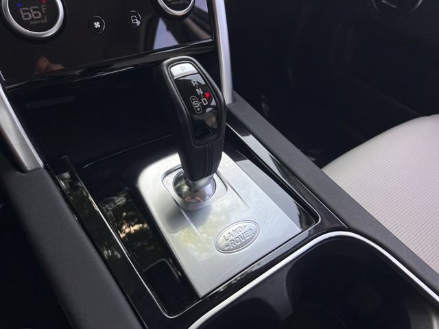 Used 2023 Land Rover Discovery Sport SE AWD/4WD image 31