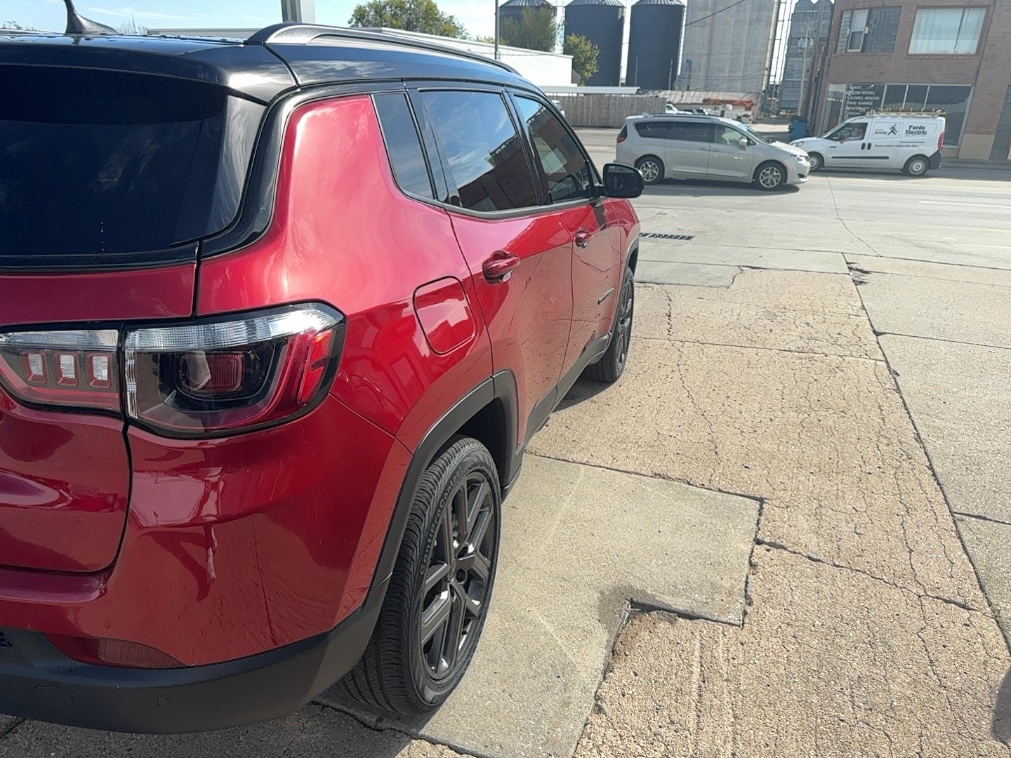 New 2026 Jeep Compass Limited AWD/4WD image 3