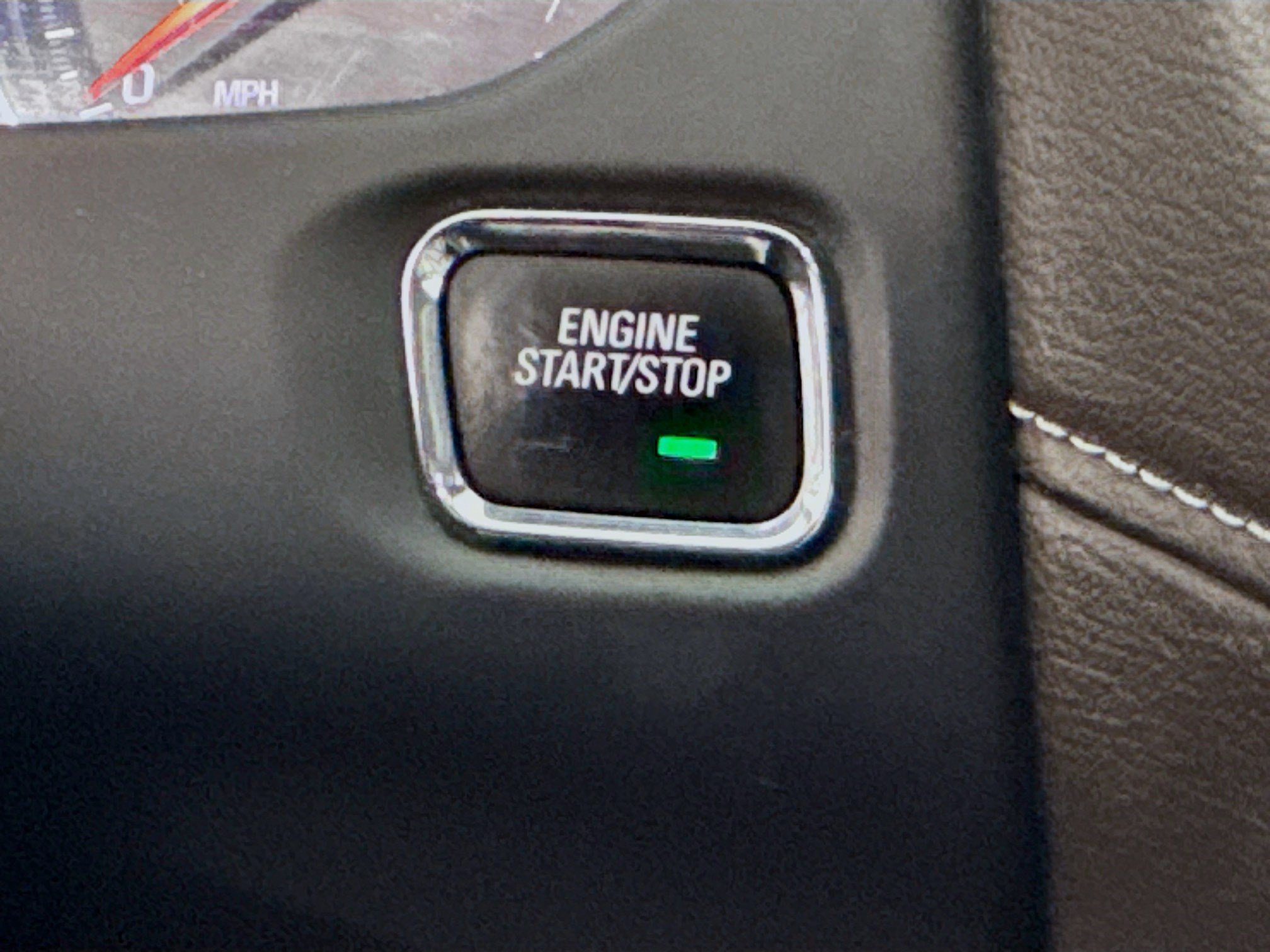 Used 2022 GMC Acadia SLE FWD image 21