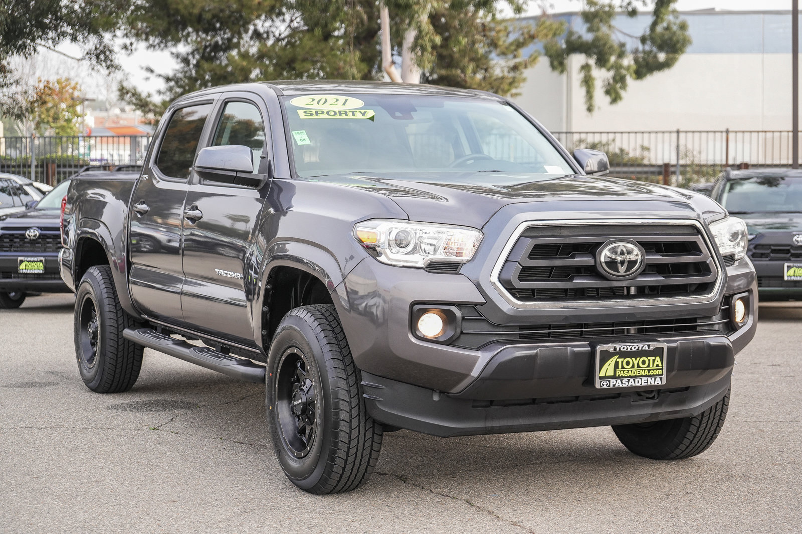 Used 2021 Toyota Tacoma SR5 image 3