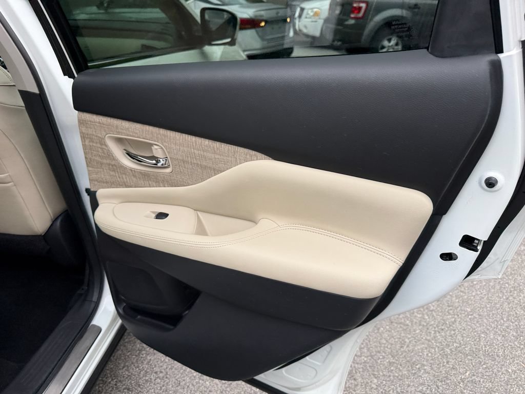Used 2023 Nissan Murano SL w/ SL Moonroof Package AWD/4WD image 33