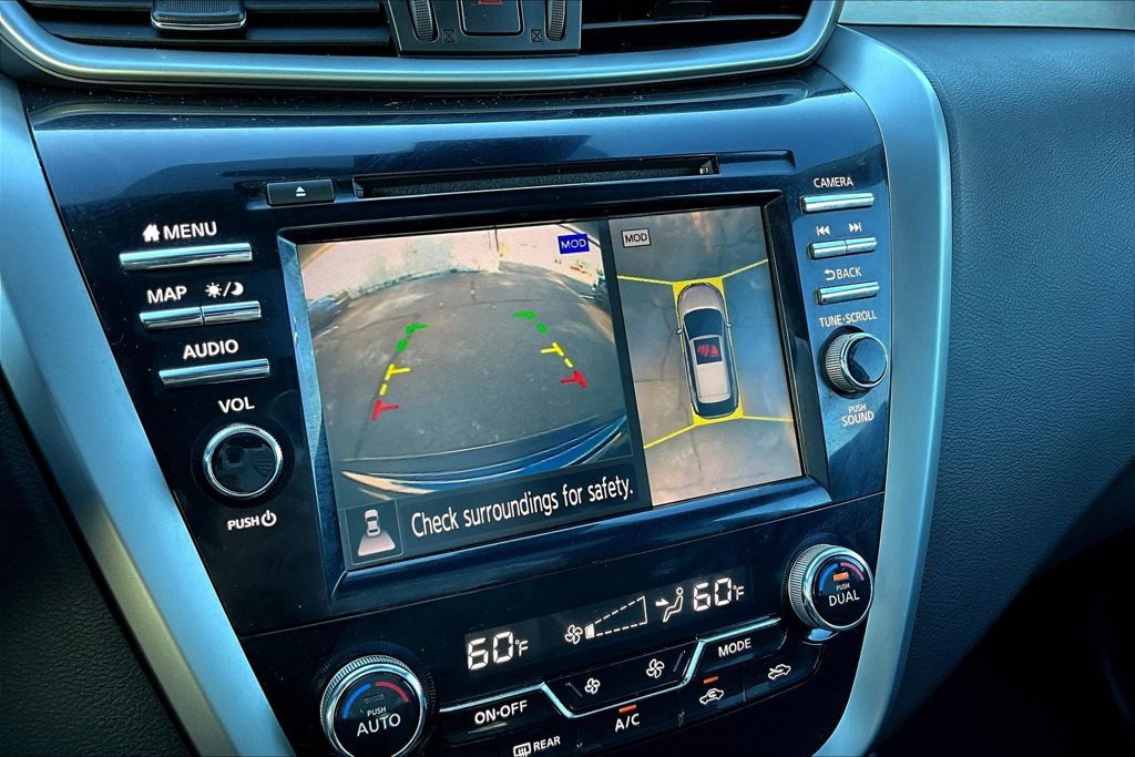 Used 2023 Nissan Murano SL AWD/4WD image 16