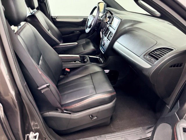 Used 2017 Dodge Grand Caravan GT FWD image 34