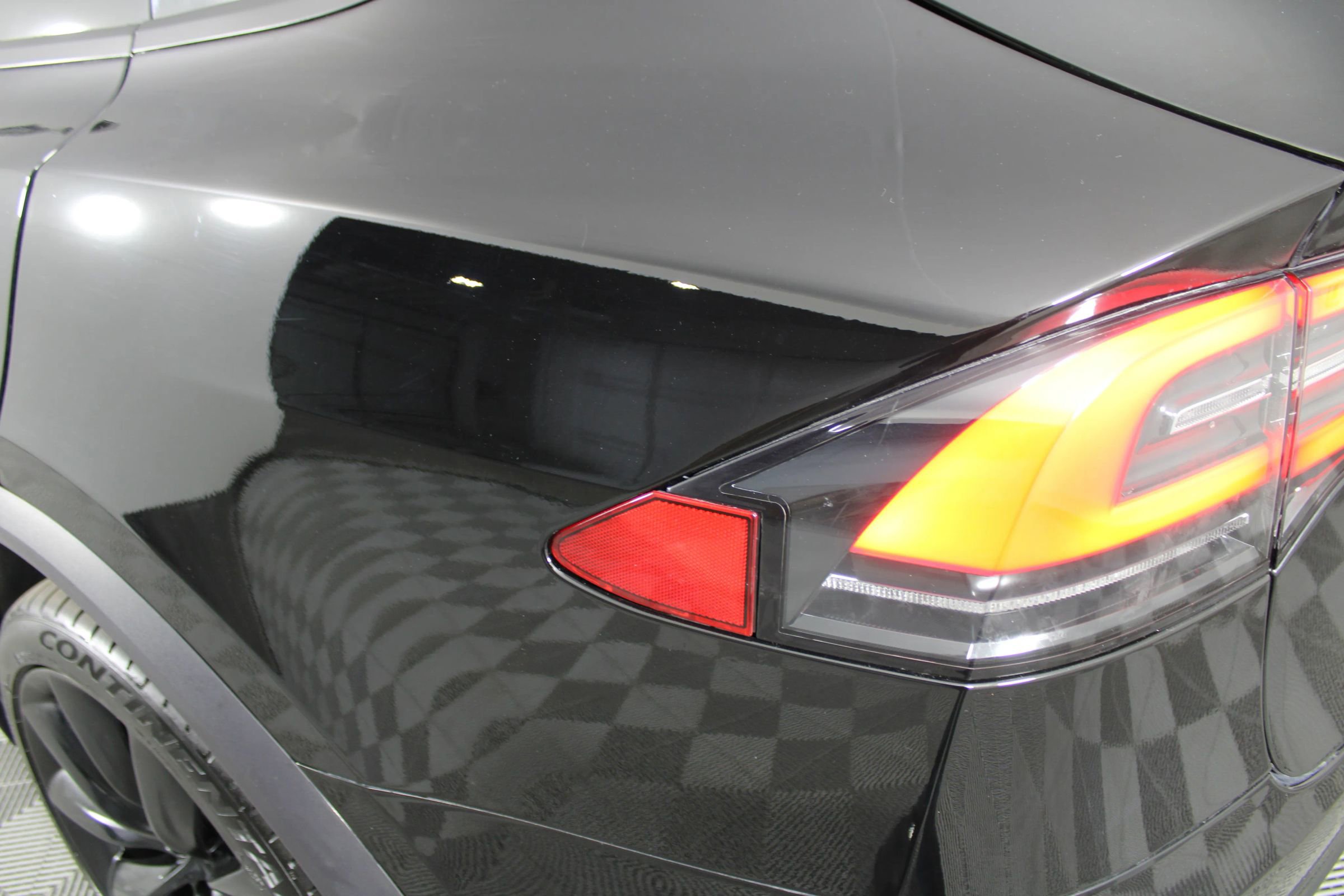 Used 2019 Tesla Model X Performance image 31