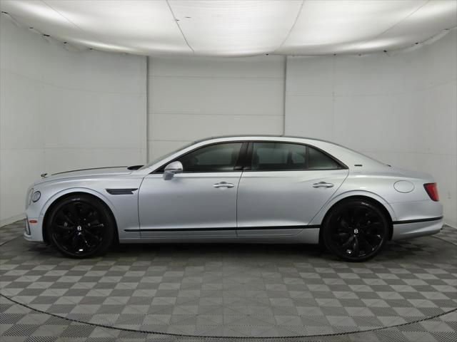 Used 2025 Bentley Flying Spur Plug-In Hybrid AWD/4WD image 8