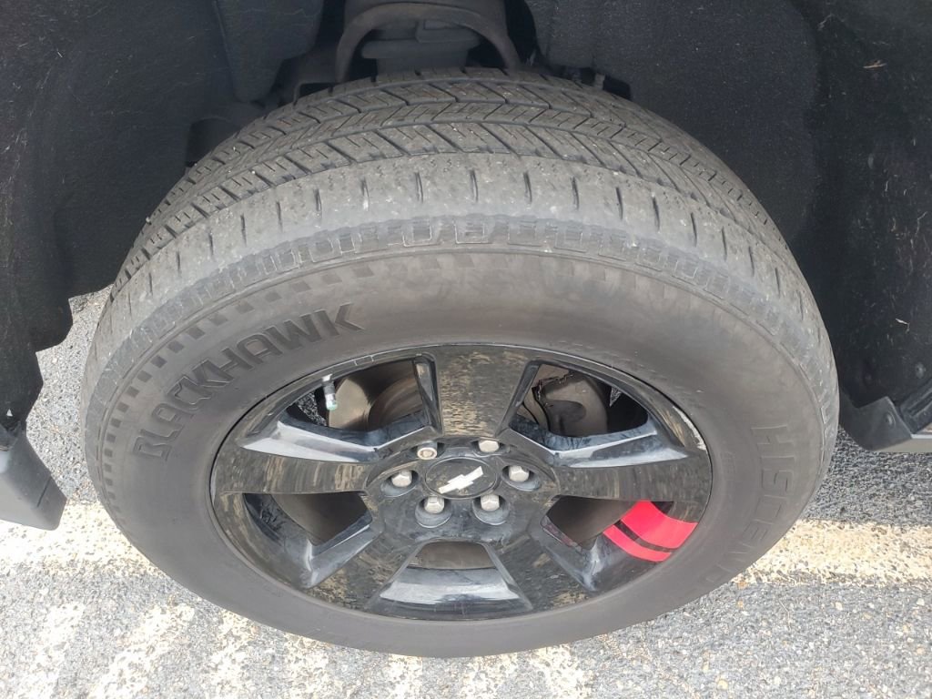 Used 2018 Chevrolet Silverado 1500 LTZ Z71 w/ Redline Edition image 7