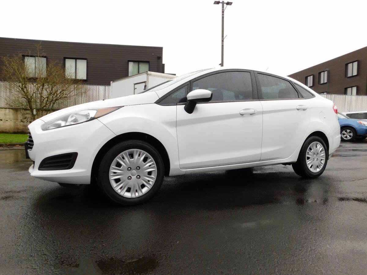 Used 2018 Ford Fiesta S image 4