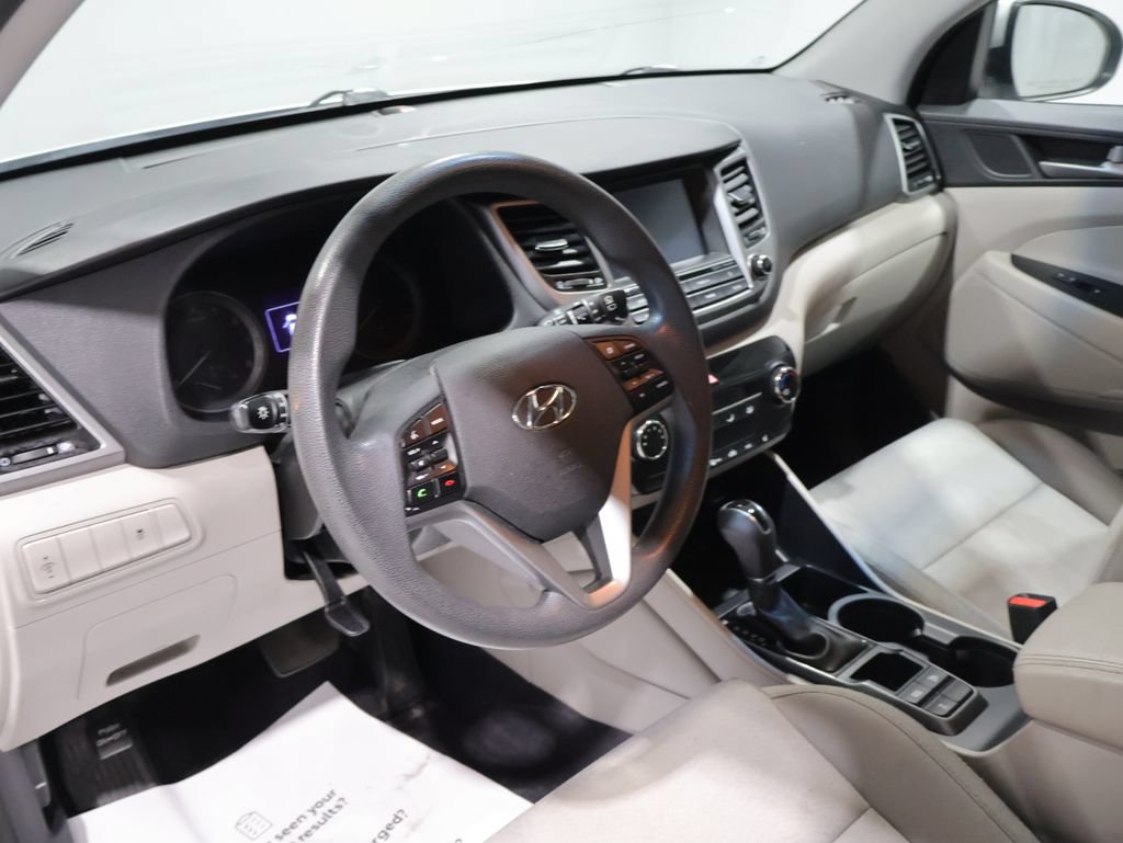 Used 2018 Hyundai Tucson SEL AWD/4WD image 16