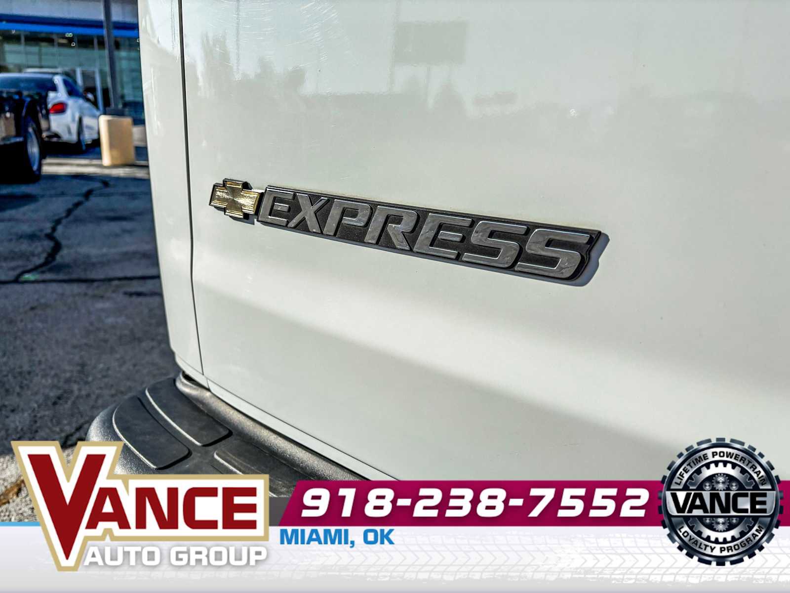 Used 2020 Chevrolet Express 2500 w/ Driver Convenience Package image 9