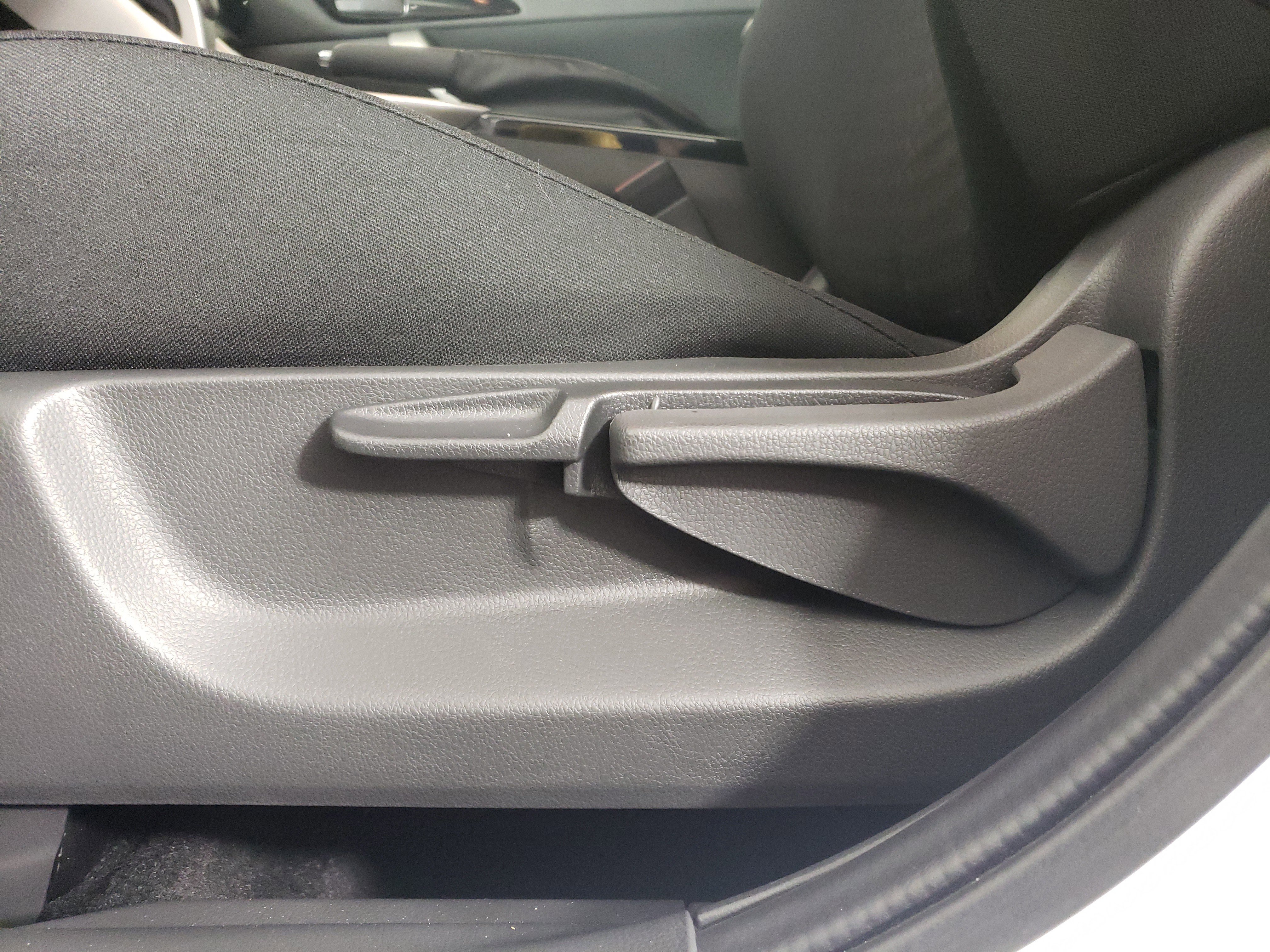 New 2026 Mitsubishi Eclipse Cross LE image 9