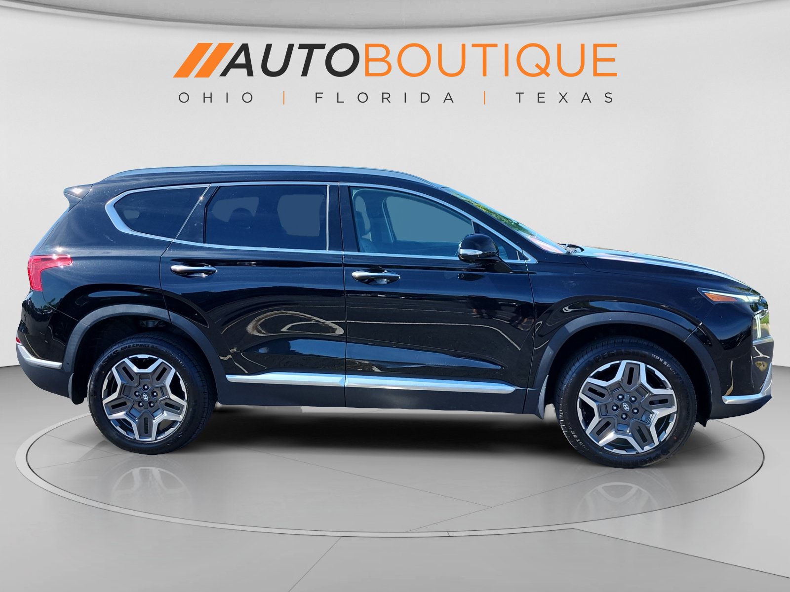 Used 2021 Hyundai Santa Fe Limited AWD/4WD image 7