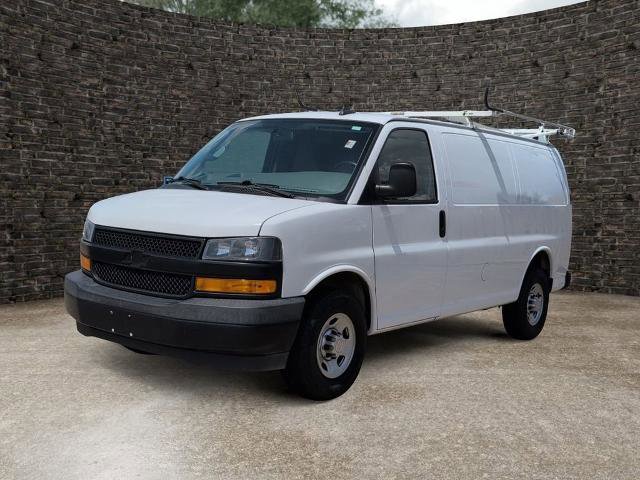 Used 2020 Chevrolet Express 2500 w/ Driver Convenience Package RWD image 6