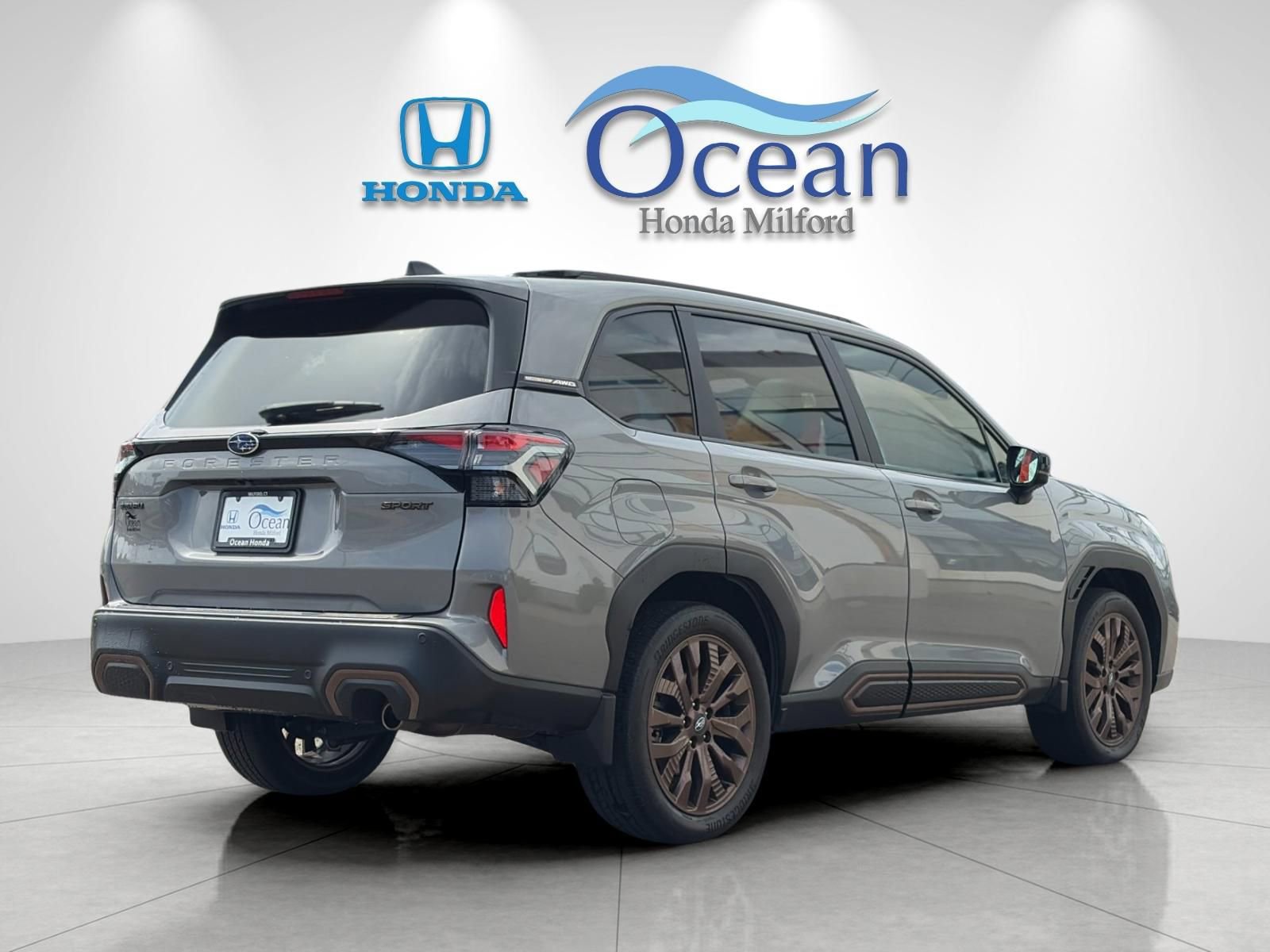 Used 2025 Subaru Forester Sport AWD/4WD image 3