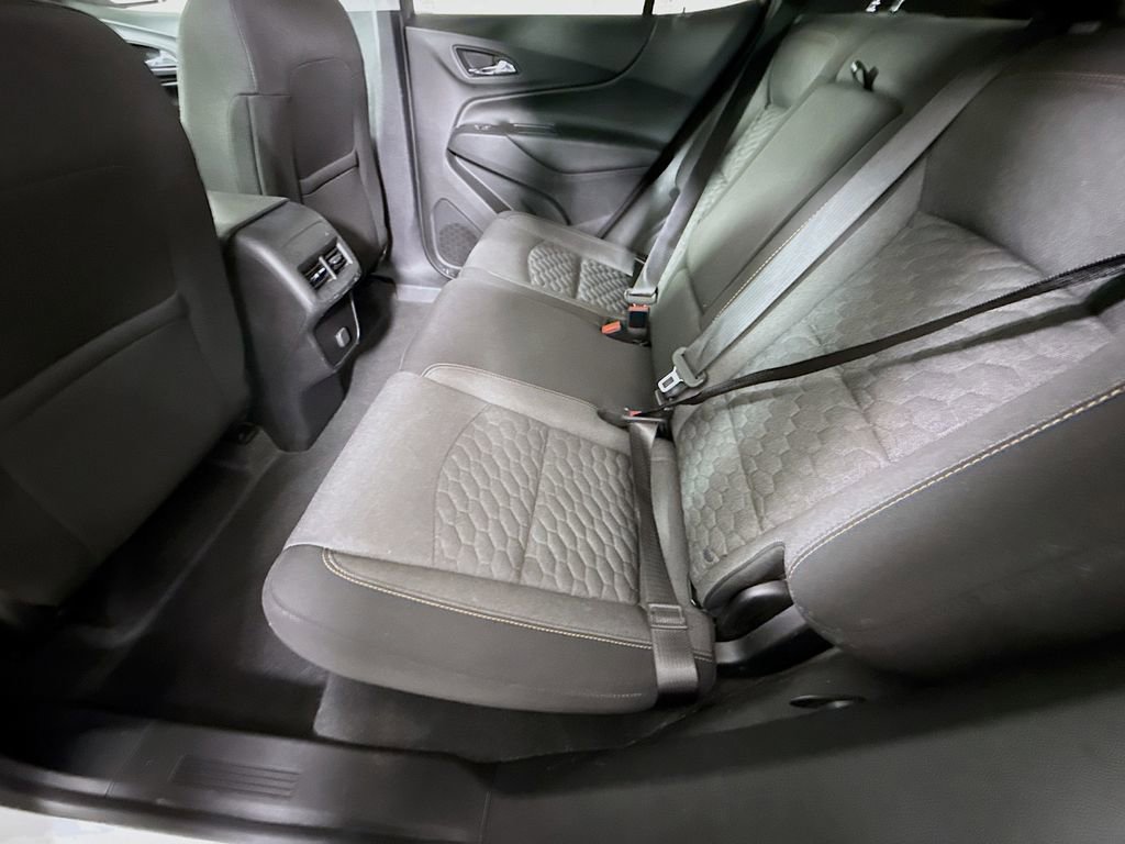 Used 2018 Chevrolet Equinox LT image 25