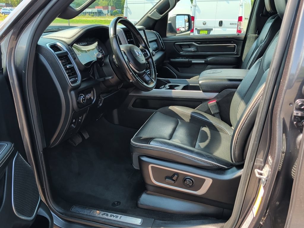 Used 2021 RAM 1500 Laramie w/ Sport Appearance Package AWD/4WD image 36