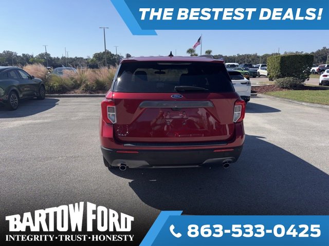 Used 2024 Ford Explorer XLT w/ Equipment Group 202A image 6